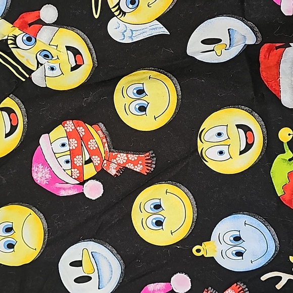 Multiple Scrubs Shirts Large - Picture 2 of 9